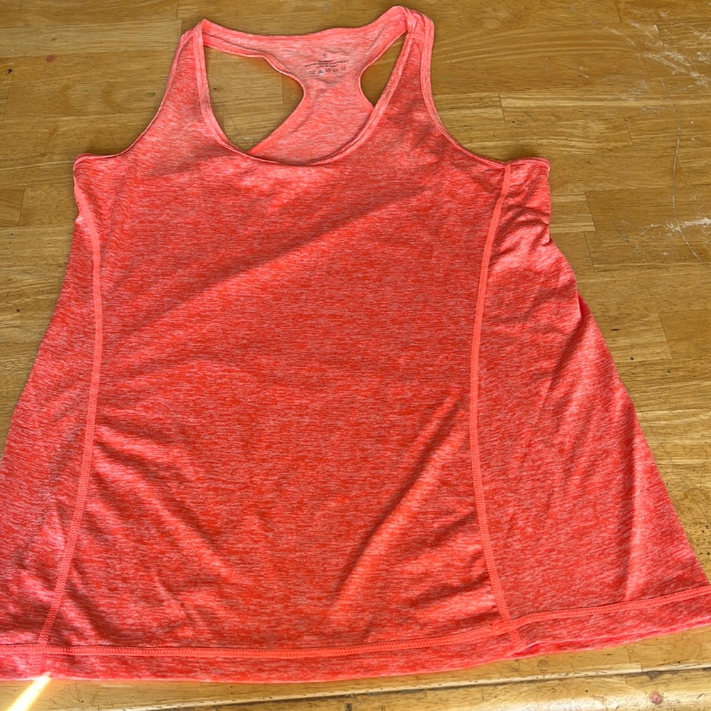Size small color, pink great quality